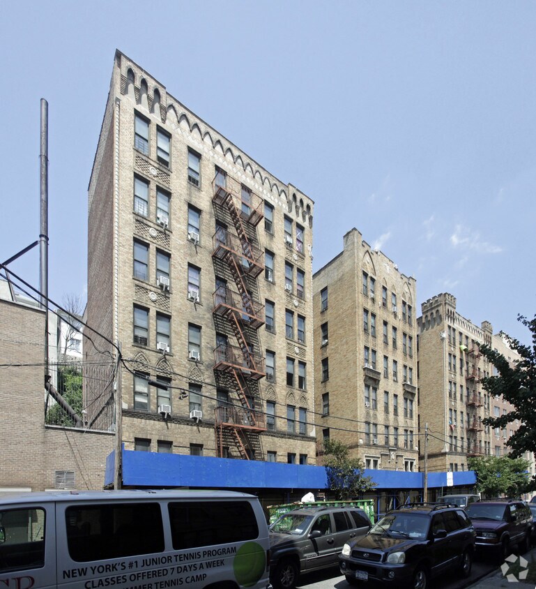 Foto del edificio - 1479 Macombs Rd