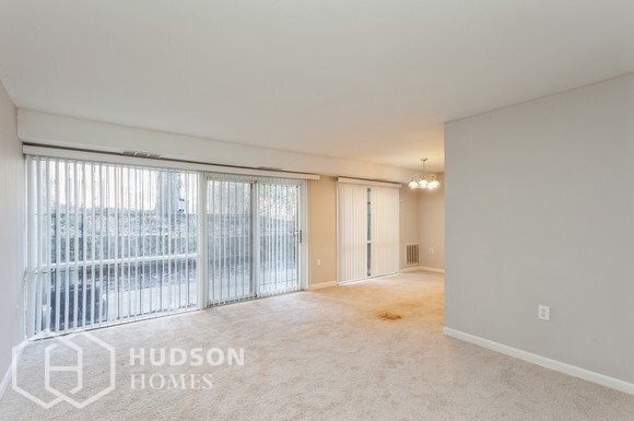 Building Photo - 9284 Adelphi Rd