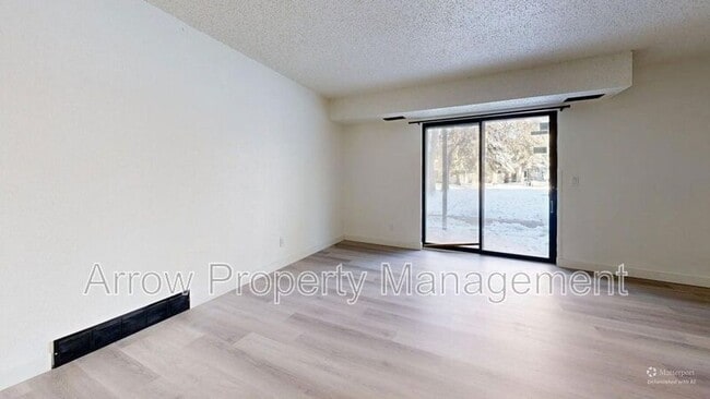 Foto del edificio - 205 E Arbor Ave