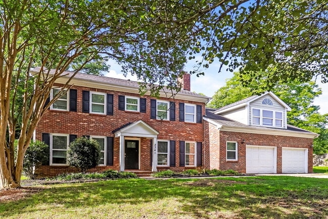 Building Photo - 2341 Castlecomer Dr