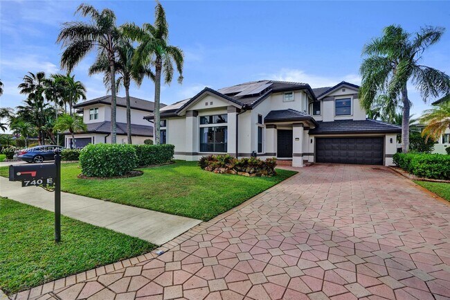 Foto del edificio - 740 Cypress Pointe Dr E