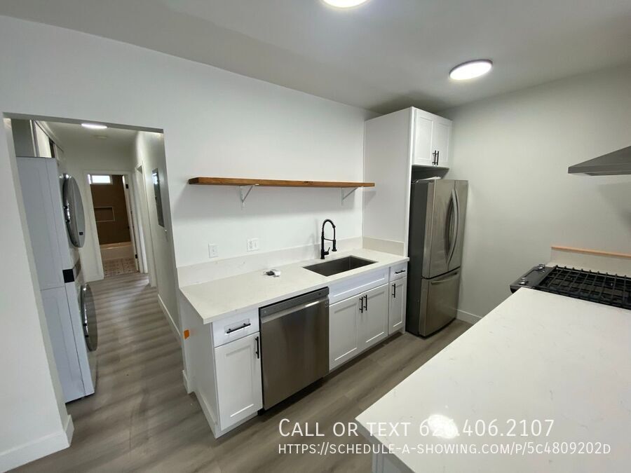 Primary Photo - 160 N Holliston Ave