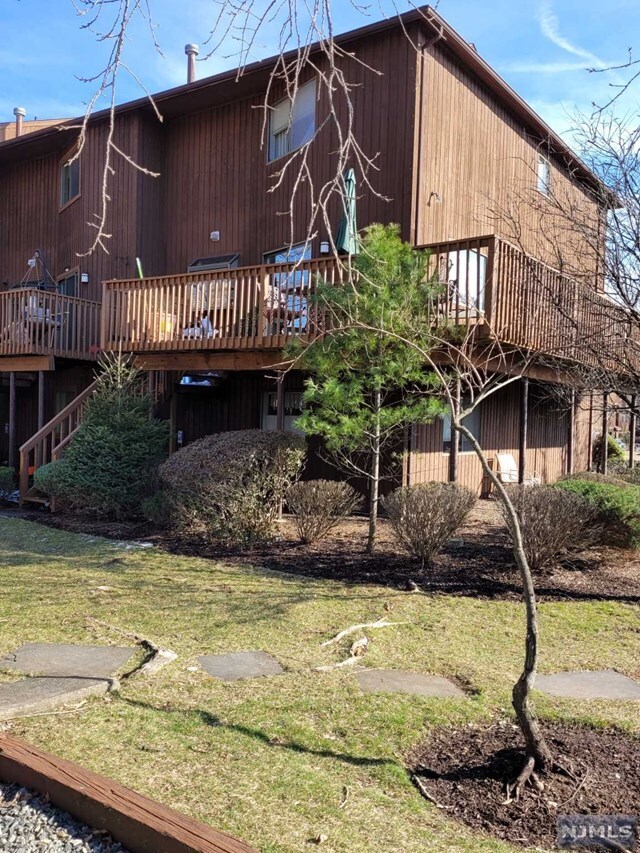Building Photo - 72 Alana Drive