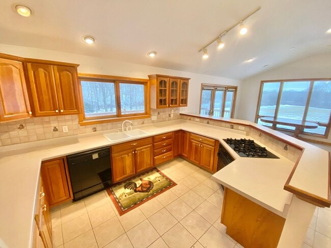 Photo - 1266 Old Creamery Road House