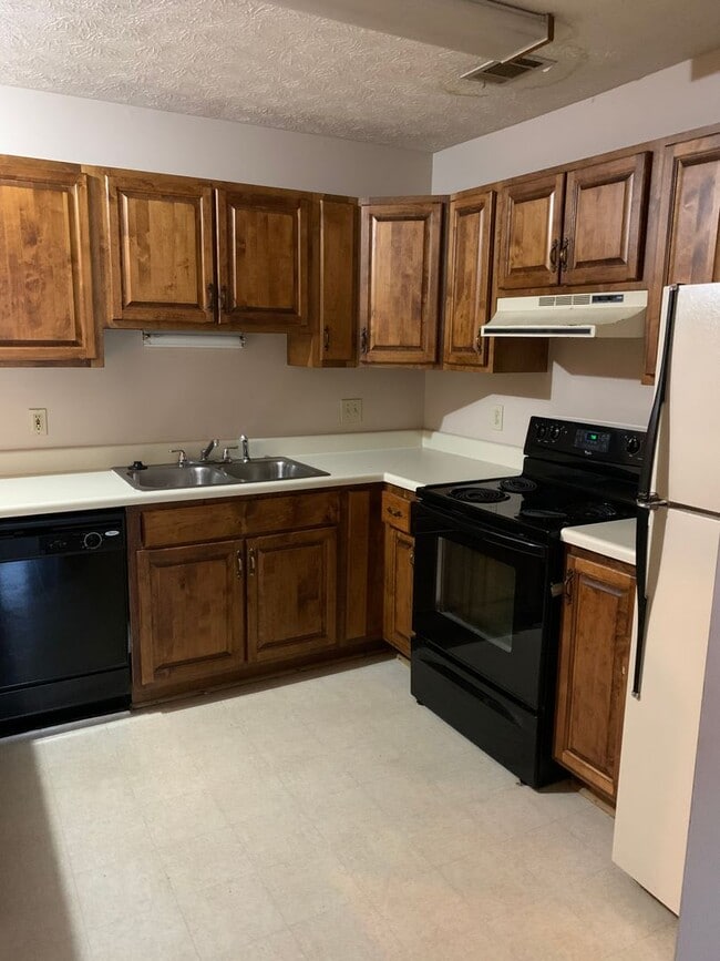 Photo - 100 4th Ave Apartment