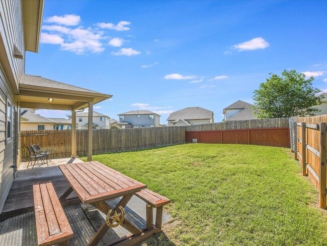 Foto del edificio - 316 Potters Peak Way