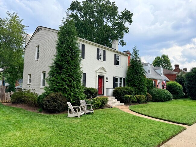 Foto del edificio - 4606 W Grace St
