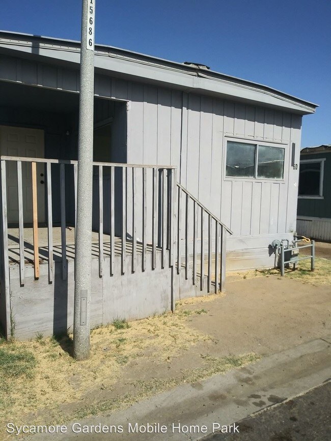 Building Photo - 801 Schipper St