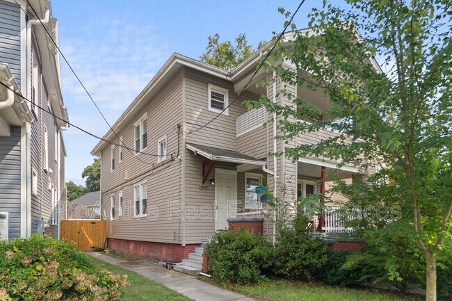 Foto del edificio - 1623 Lafayette Blvd