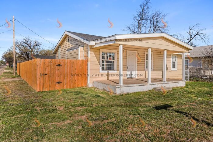 Primary Photo - Beautifully Renovated 3-Bed, 1-Bath Home w...