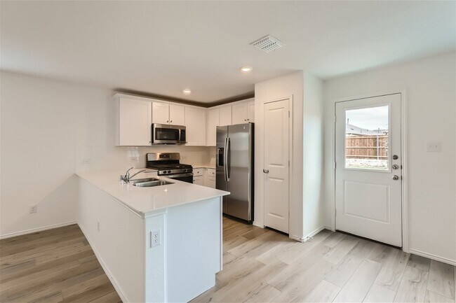 Building Photo - 3221 Barred Owl Wy