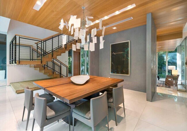 Foto del edificio - 3503 Banyan Cir