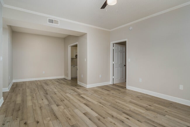 Living Area - The Mosaic at Tuscaloosa Apartments