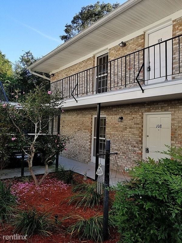 Foto principal - 3 br, 2 bath Condo - 108 Country Club Drive