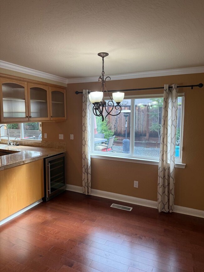 Foto del edificio - Fantastic Single-Story in Desirable Clayton Neighborhood!