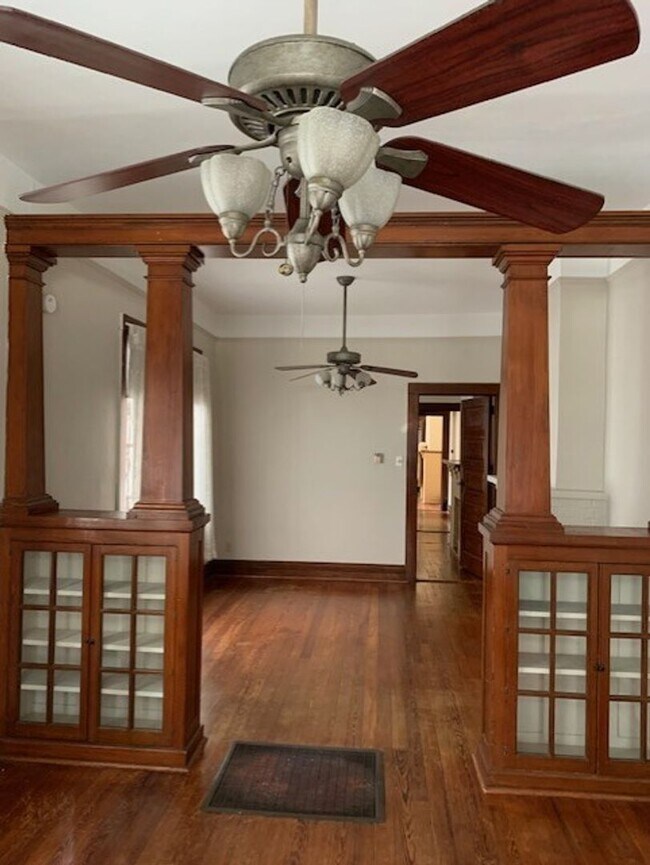 Foto del edificio - University Two Bedroom Shotgun