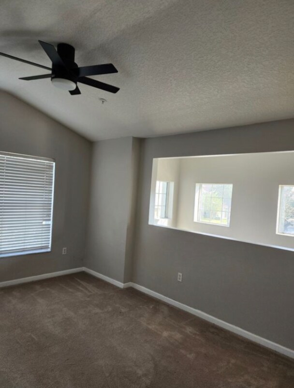 Building Photo - 2059 Kings Palace Dr