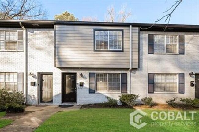 Foto del edificio - 2721 White Oak Dr