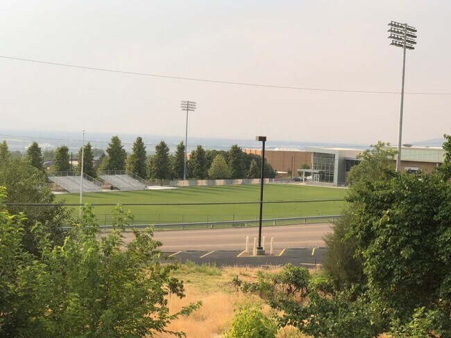 Foto del edificio - 4105 Edgehill Dr