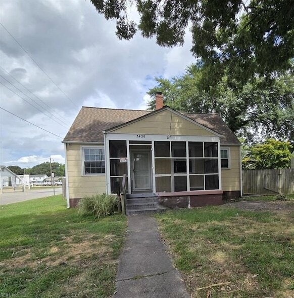 Primary Photo - 3420 Scott St