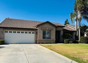 Building Photo - 9928 Grand View Summit Dr