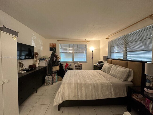 Foto del edificio - 9304 SW 77th Ave