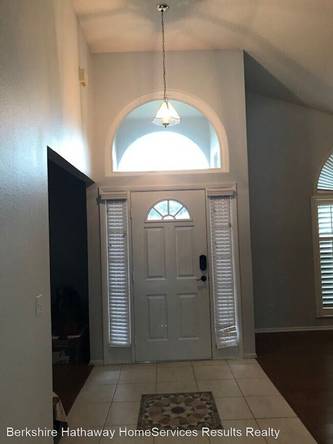 Building Photo - 3 br, 2 bath House - 3714 Peace Pipe Dr