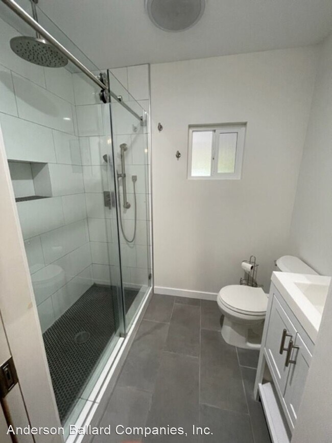 Foto del edificio - 2 br, 2 bath House - 3228 Estara Avenue
