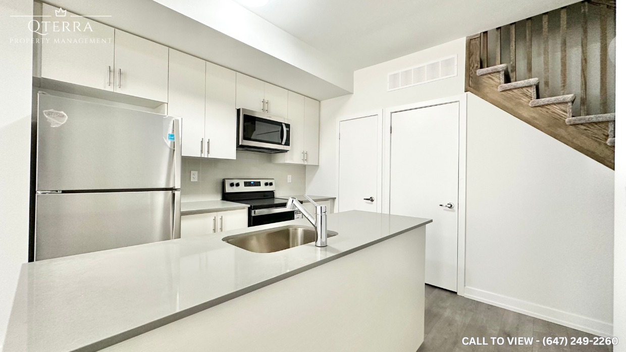 Photo principale - 3401 Ridgeway Dr