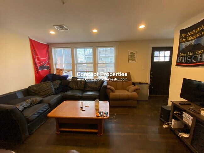 Foto del edificio - 24 Sunset St