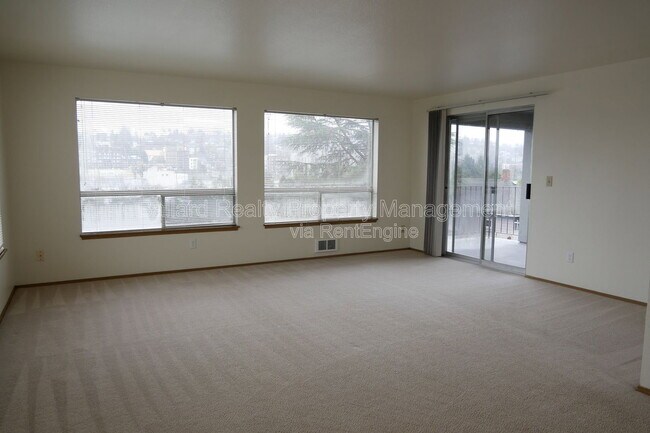 Foto del edificio - 3232 21st Ave W