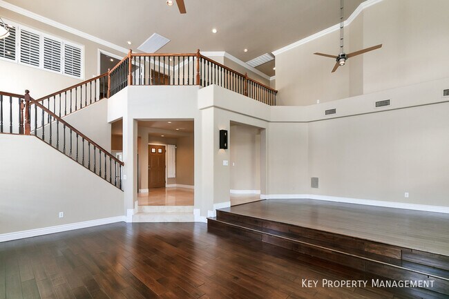 Building Photo - 2409 Eagleridge Dr