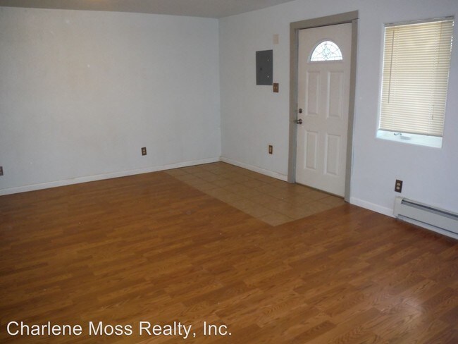 Foto del edificio - 5830 E Columbus Way