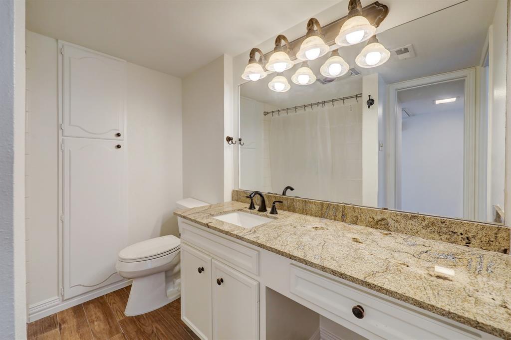 Foto principal - 516 N Post Oak Ln