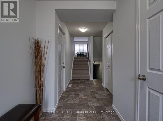 Building Photo - 2635-2635 Bateman Trail