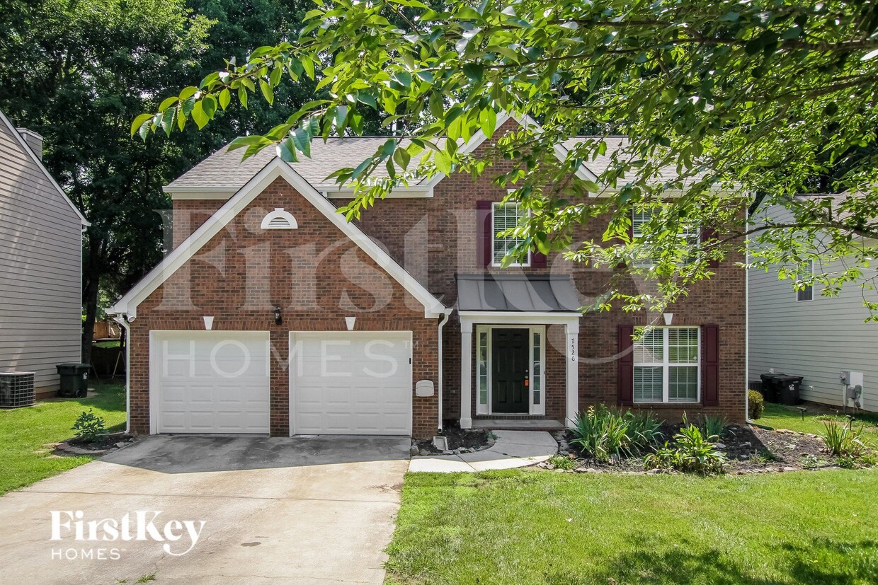 Foto principal - 7526 Lullwater Cove