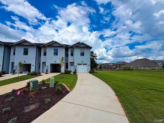 Building Photo - 99 SW She Oak Dr