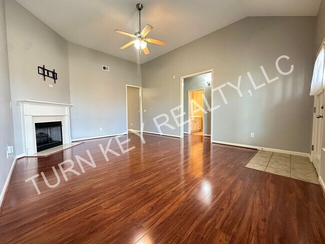 Building Photo - Home for Rent in Fultondale **PRICE DROP**