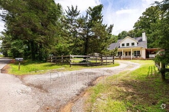 Building Photo - 16137 County Rd 1104