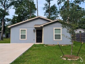 Building Photo - 16136 Brettwood Ln