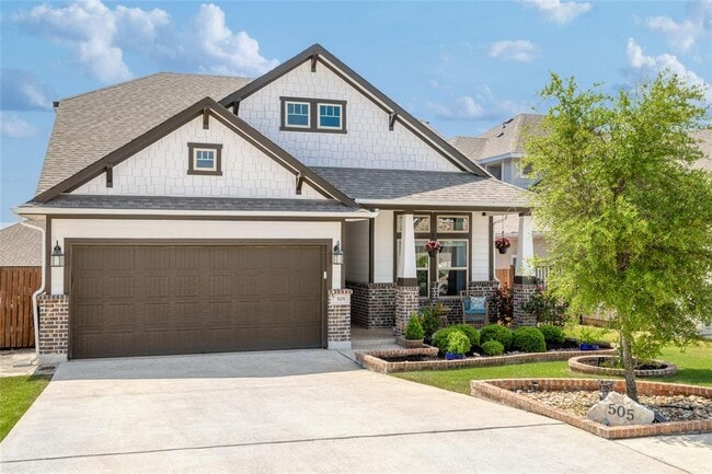 Building Photo - 505 Saturnia Dr
