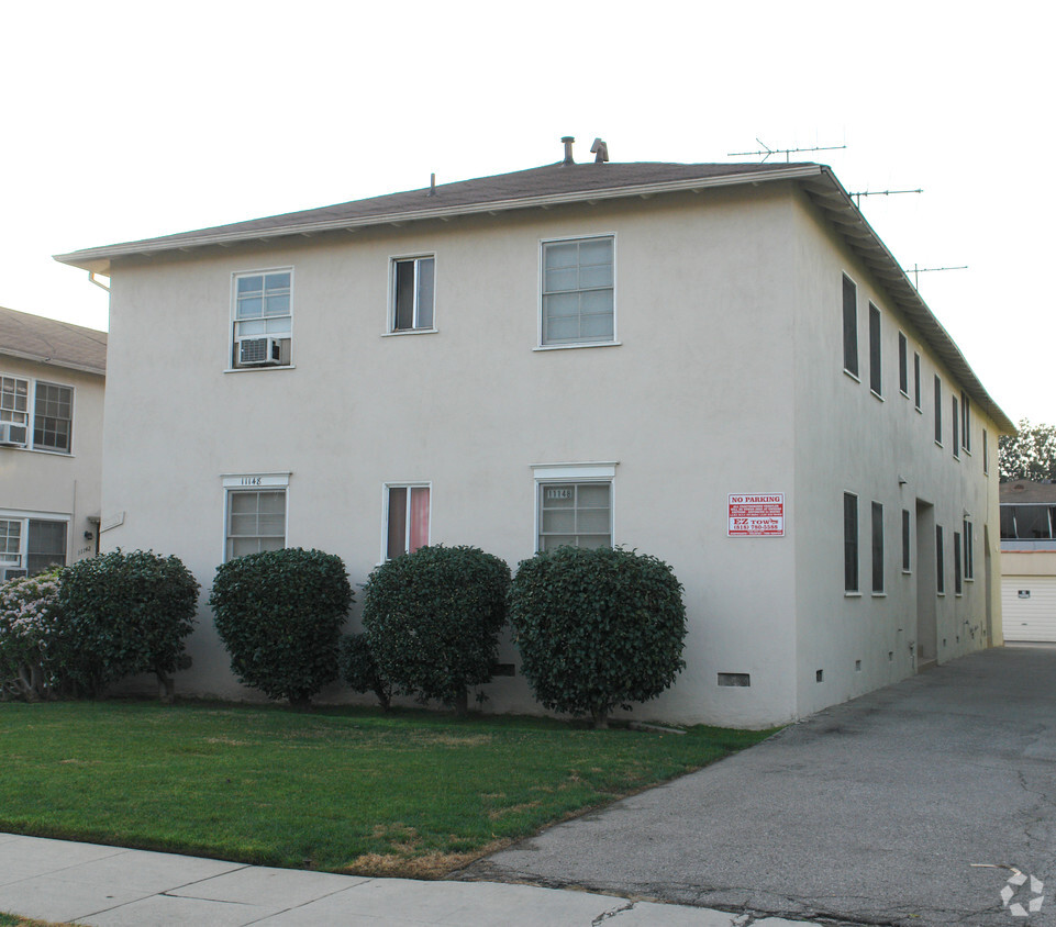 Building Photo - 11148 Morrison St