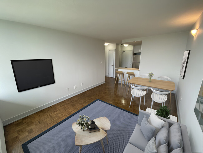 Building Photo - 225 Davisville Avenue