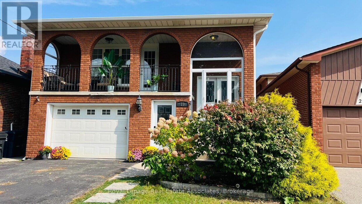 Photo principale - 23 Rosemeade Ave