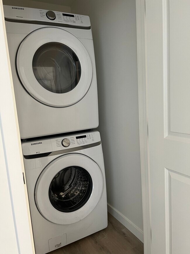 1981 Crestshire Dr, Glendale, CA 91208 House Rental in Glendale, CA