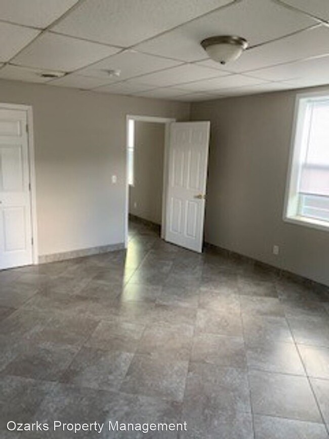Foto del edificio - 22142 Main St