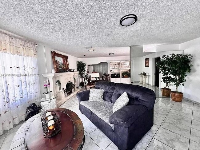 Foto del edificio - 1465 SW 28th Way