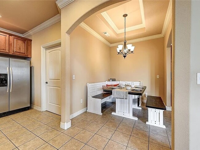 Building Photo - 4902 SW Fieldstone Blvd