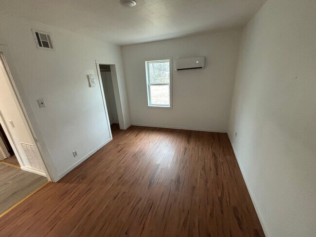 Building Photo - 4 BEDROOM 2 BATH HOUSE FRESHLY UPDATED MINI SPLITS FOR HEAT AND AIR. STORAGE BUILDING IN BACK NOT...