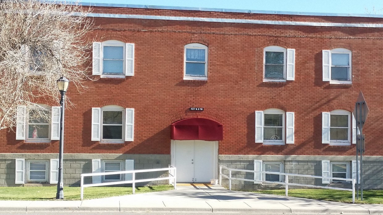 Primary Photo - 407 N 6th St